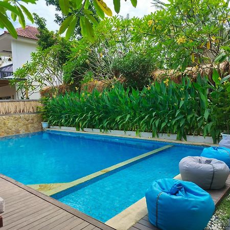 Lavella Villas Kuta  Exteriör bild